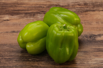 Green sweet bell pepper heap
