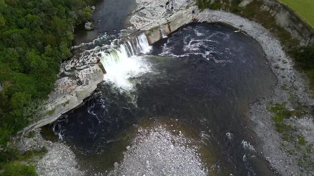 Maruia Falls in New Zaland 2, Droneshot