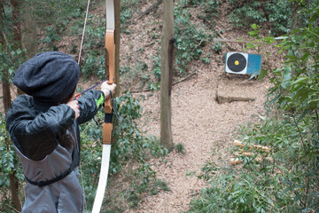 アーチェリー　archery (model is photographer himself)