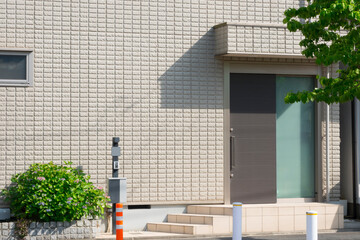 住宅　戸建て　イメージ　植栽玄関アプローチ　デザイン