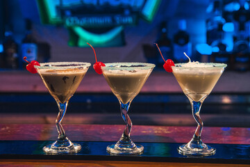 Cocktails tragos coloridos