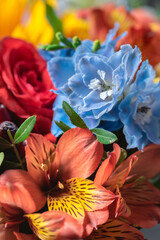 Obraz na płótnie Canvas Colorful Summer Flowers Bouquet on background