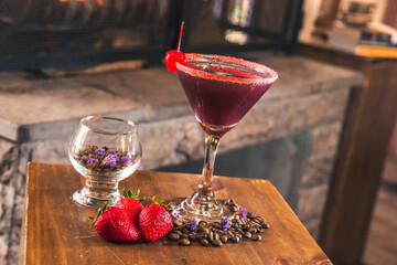Tragos finos coloridos y de cafe