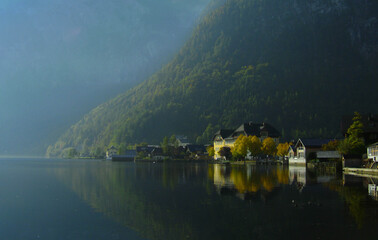 Fototapeta na wymiar incredibly beautiful view of the city of Hallstatt near the lake and mountains