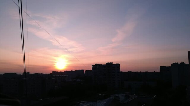 Sunrise in the City - 4K