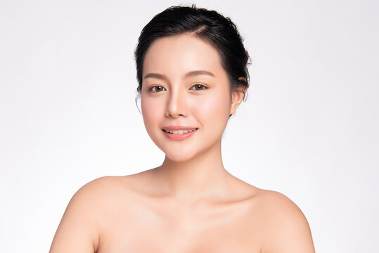 Beautiful Young Asian Woman with Clean Fresh Skin. Face care, Facial treatment, Cosmetology, beauty and healthy skin and cosmetic concept, woman beauty skin isolated on white background.