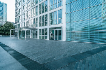 Fototapeta na wymiar modern office building outdoors in the downtown.