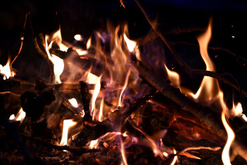 fire, flame, heat, firewood, burn, fireplace, hot, bonfire, flame, bonfire, burning, red, orange, warm, camp, night, light, camping, coal, black, yellow, barbecue, flame, danger, coal, firewood, smoke