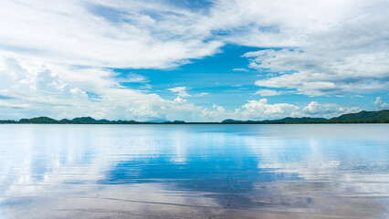 Fototapeta premium Beautiful seascape, Sea reflect the sky, perfect reflection, Composition of nature, Chanthaburi, Thailand 