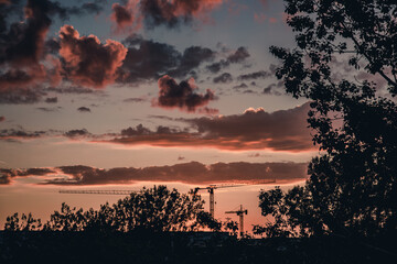 Zachód słońca w mieście © Studio Migafka