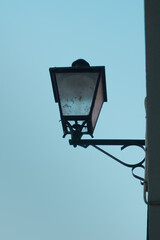 Fototapeta na wymiar Old and dirty street lamp