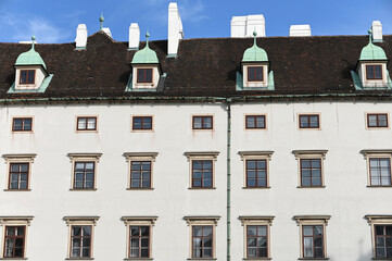 Fototapeta na wymiar old building exterior in Vienna Austria