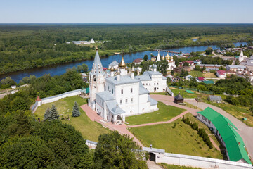 Fototapeta na wymiar Trinity Cathedral of the Trinity-Nikolsky monastery in Gorokhovets