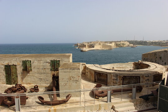 ancres marines sur les fortifications de La Valette (Malte)