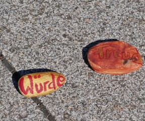Steine mit Worten