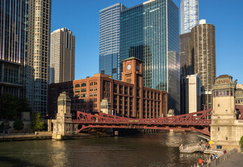 Fototapeta na wymiar LaSalle Street Bridge Chicago, USA
