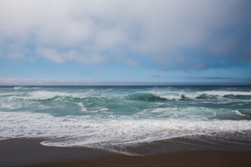 Fototapeta na wymiar stormy sea and sky at Point Reyes National Seashore, California