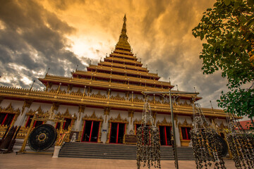 Background of the major tourist attractions in Khon Kaen (Phra Mahathat Kaen Nakhon) is a large...