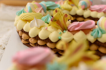 Chocotorta con flores