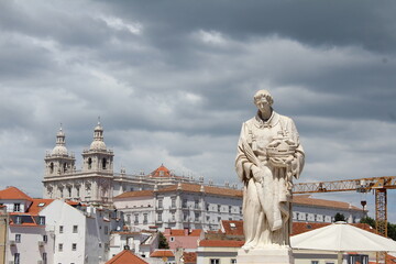 statue of saint vicente in lisbon