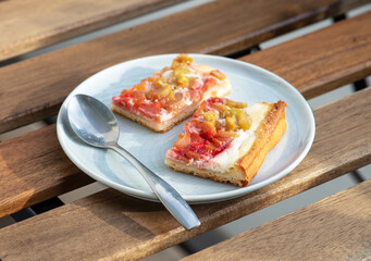 freshly baked rhubarb cake