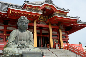 Fototapeta premium 坂東三十三観音、飯沼観音本堂と大仏