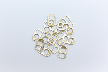 たくさんのプルタブ