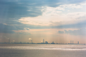 Fototapeta na wymiar 東京湾アクアライン・海ほたるPAからの風景