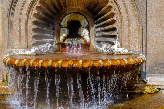 La Bollente, fontana ad Acqui Terme con acqua a 75 gradi centigradi