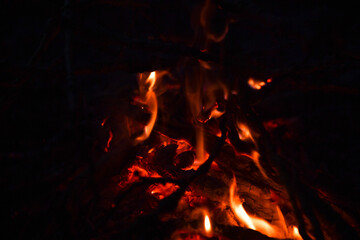 fire, flame, heat, firewood, burn, fireplace, hot, bonfire, flame, bonfire, burning, red, orange, warm, camp, night, light, camping, coal, black, yellow, barbecue, flame, danger, coal, firewood, smoke