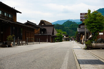 Fototapeta na wymiar Street of Shirakawa-go, a World Heritage Site in Japan. 日本の世界遺産。白川郷の大通り