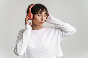 Portrait of an attractive short brunette haired woman