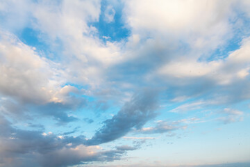 Obraz premium Beautiful sunrise, with colorful clouds on the sky. Nature sky backgrounds.