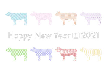 2021年丑年の年賀状イラスト: 牛の和柄シルエット