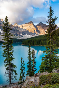 Moraine Lake at sunrise, Banff, Canadian Rockies, Canada