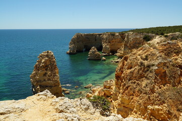 Fototapeta na wymiar The coast of the Algarve