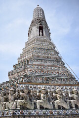 The majestic temples of Bangkok. 