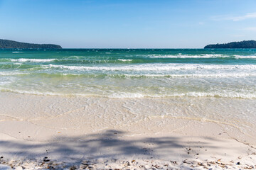 Fototapeta na wymiar Saracen bay beach, Koh Rong Samloem island, Sihanoukville, Cambodia.