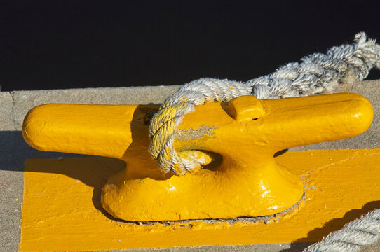 Yellow Boat Cleat