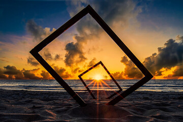 Fototapeta premium Sonnenuntergang in Rahmen