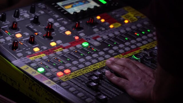 Tontechnik Mischpult Konzert