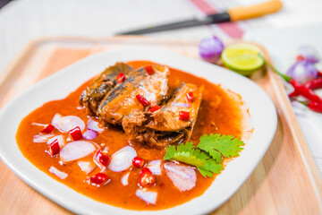 Spicy Canned Sardine Salad There is a simple process. Use raw materials without hassle