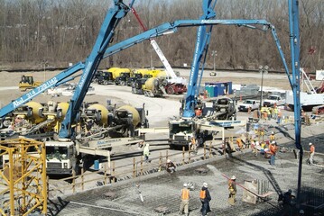 ST. CHARLES, UNITED STATES - Dec 23, 2008: Concrete pour at construction site