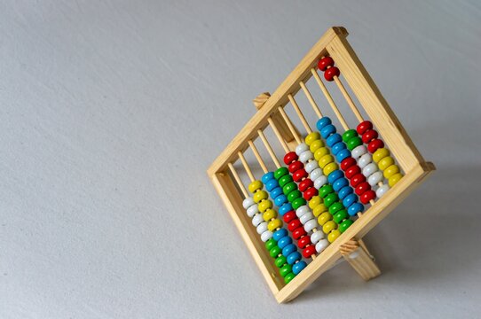 Wooden counting tool