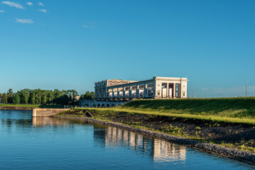 Obraz premium Uglich Hydroelectric Power Plant on the Volga river.