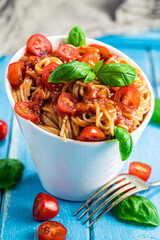 Spaghetti mit Tomatensoße