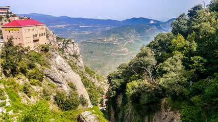 Obraz premium Montserrat - a multi-peaked rocky range located near the city of Barcelona, in Catalonia, Spain.
