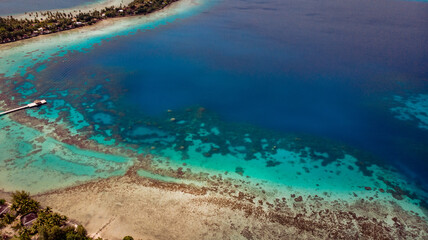 Obraz na płótnie Canvas aerial view upon tropical beach