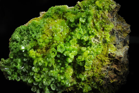 Pyromorphite Vugs