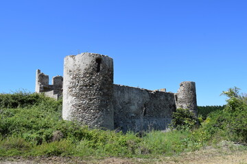 Fototapeta na wymiar Castello di Bivona, nella Marina di Vibo Valentia